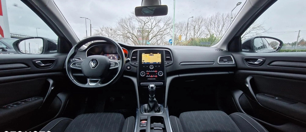 Renault Megane cena 38800 przebieg: 215000, rok produkcji 2018 z Warszawa małe 667